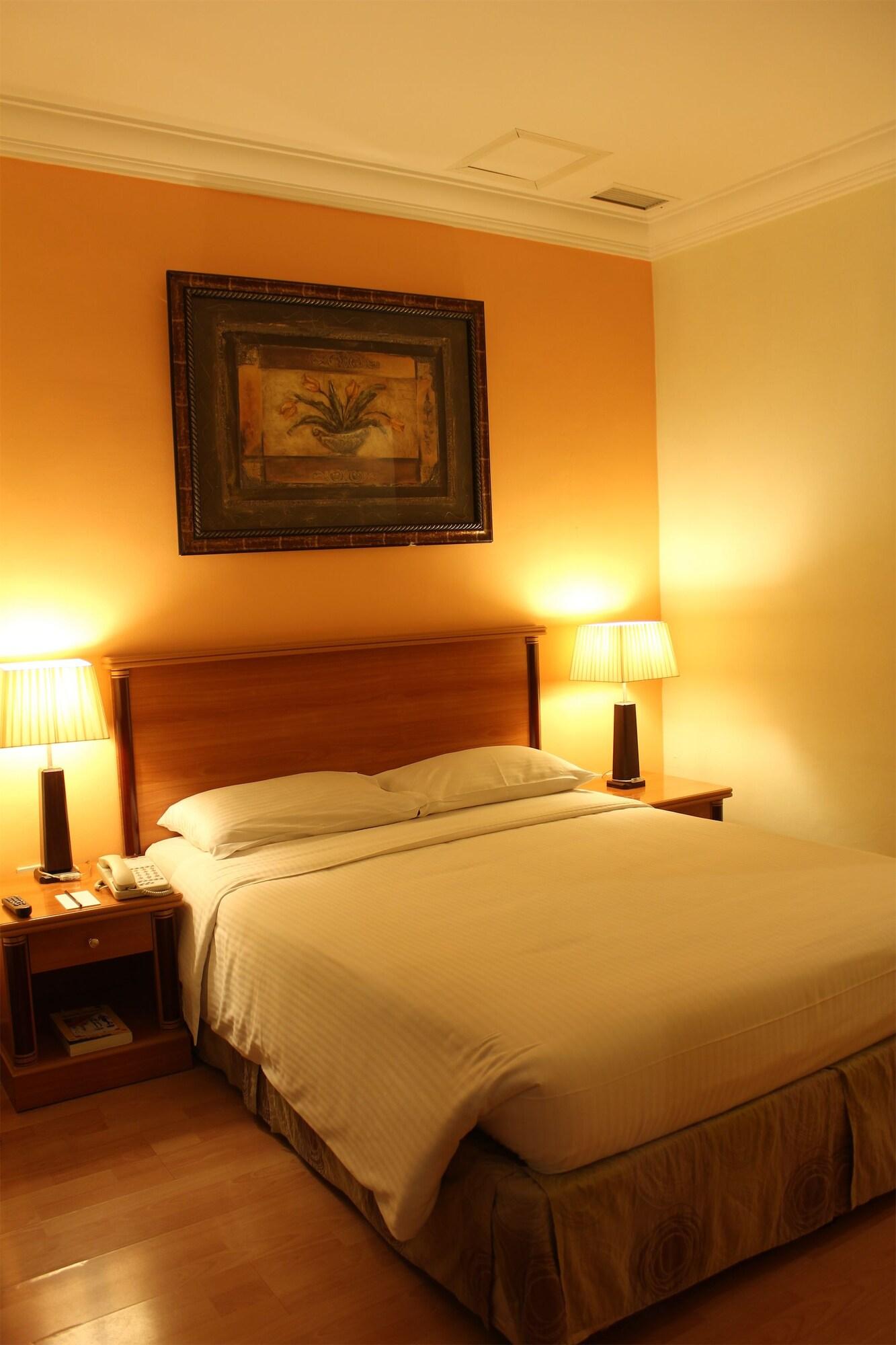 Le Royal Express Salmiya Hotel Exterior photo