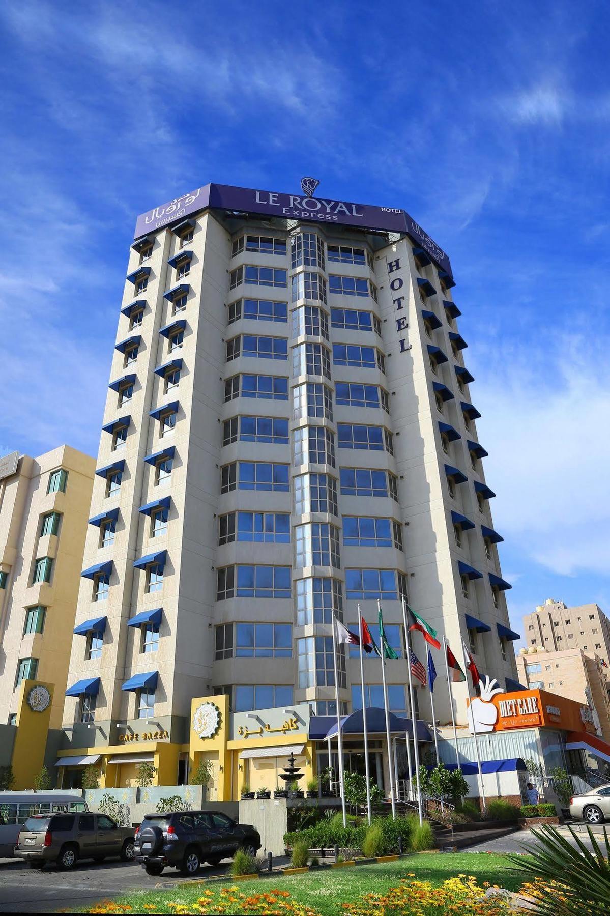 Le Royal Express Salmiya Hotel Exterior photo